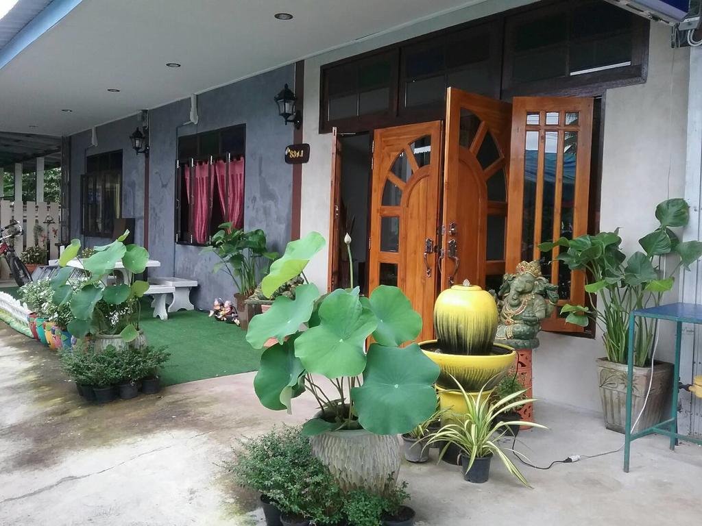 Sawang Guesthouse Ban Sawang Yai Екстер'єр фото